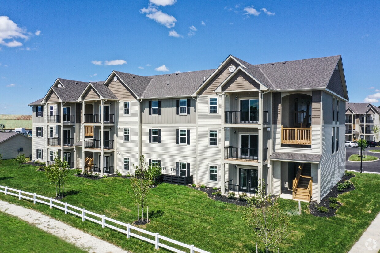 Dixon House Apartments 950 Brushfield Dr Galloway, OH