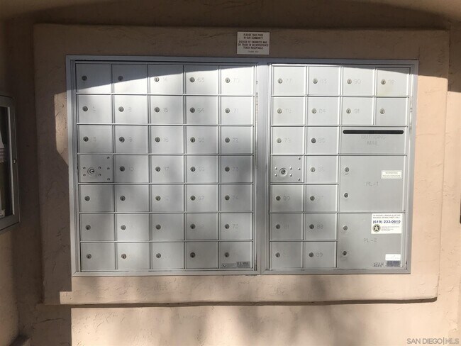 Foto del edificio - 7285 Calabria Ct