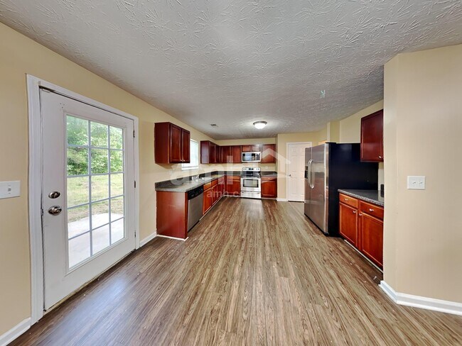 Foto del edificio - 221 Millstone Dr