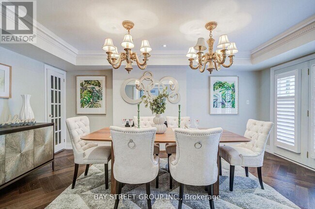 Photo du bâtiment - 363 Lakeshore Rd W