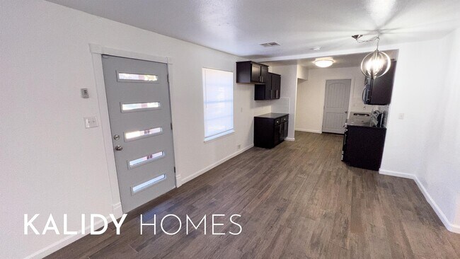Foto del edificio - 4340 NW 16th Terrace