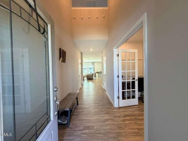 Foto del edificio - 2525 Elm Grant Dr