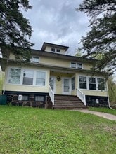 Building Photo - 2021-2023 E 6th St