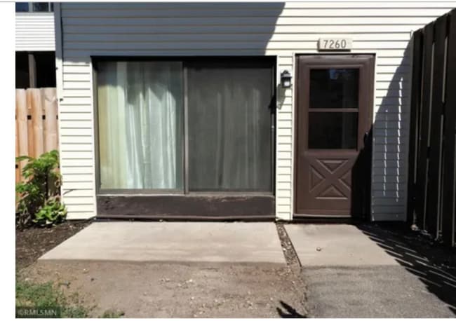 Building Photo - 7260 72nd Ln N
