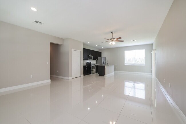 Foto del edificio - 1010 Heron Ct