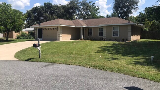 Building Photo - 53 Pecan Drive Pass