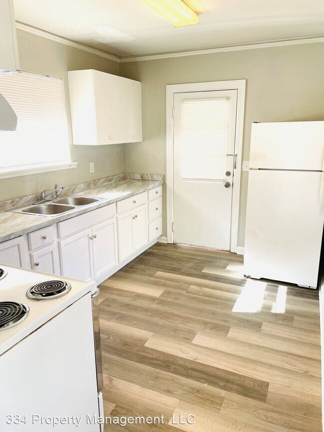 Building Photo - 3 br, 1 bath House - 127 Brantwood Drive