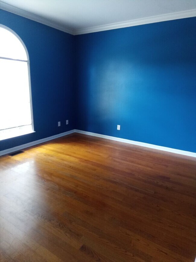 Foto del edificio - Knoxville 37931 - 4 Bedroom, 3.5 bath home...