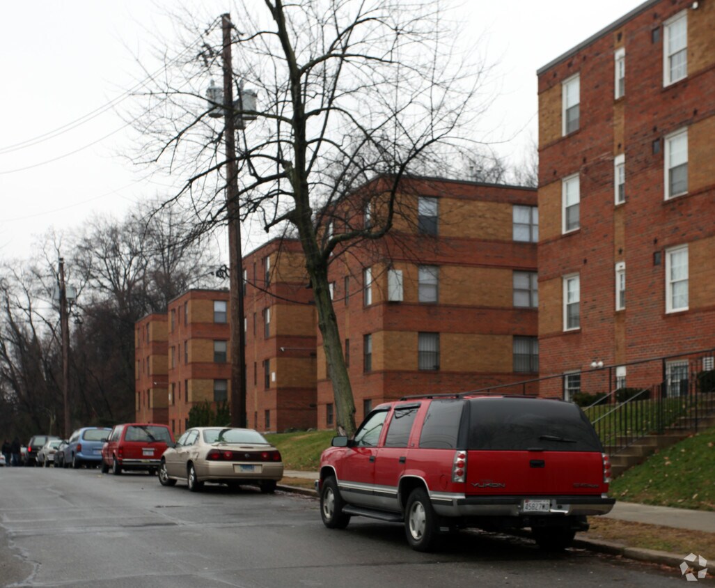 Foto del edificio - 3719 2nd St SE