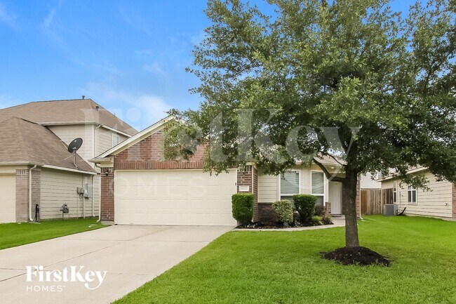 Foto del edificio - 16810 Blackberry Lily Ln