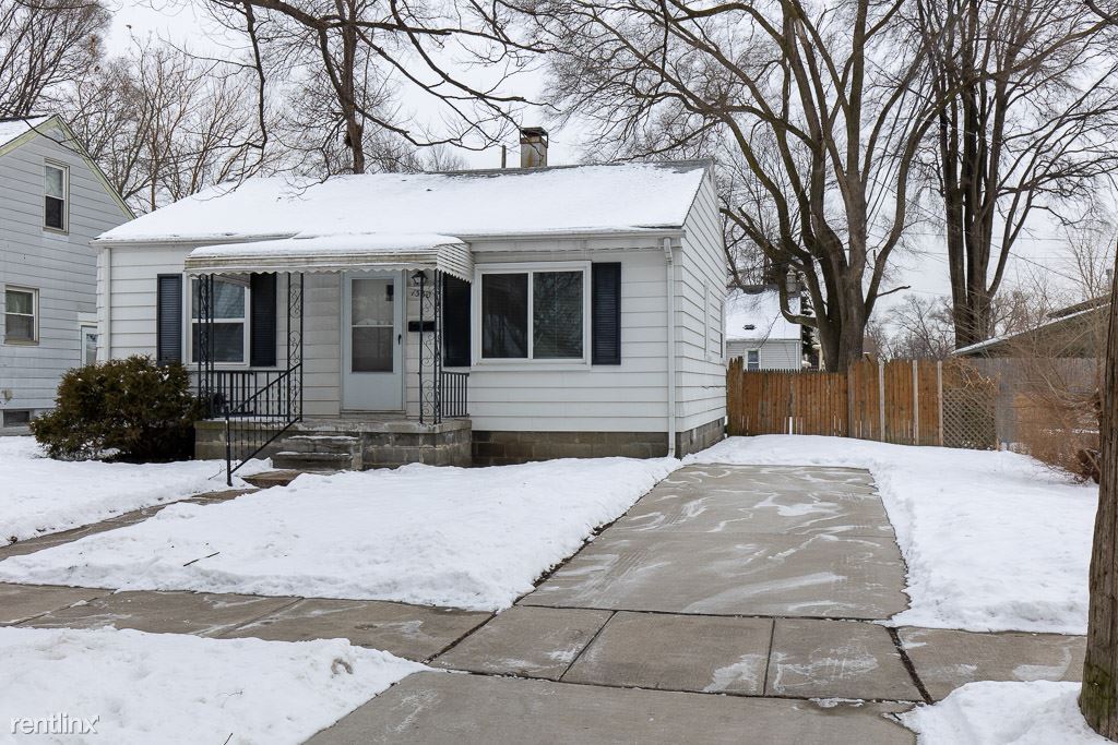 Primary Photo - 2 br, 1 bath House - 1350 E Webster St