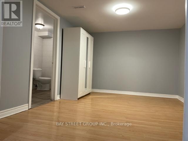 Building Photo - 10 Coral Harbour Crescent
