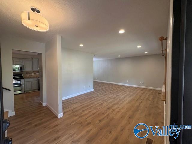 Foto del edificio - 11206 Woodcrest Dr SE