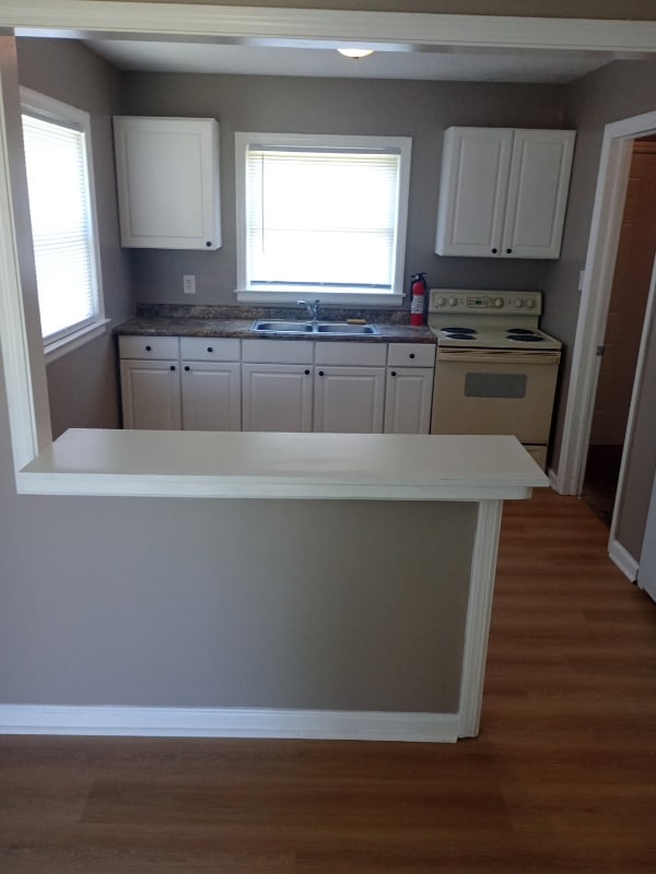 Building Photo - 2145 Admiral Dr