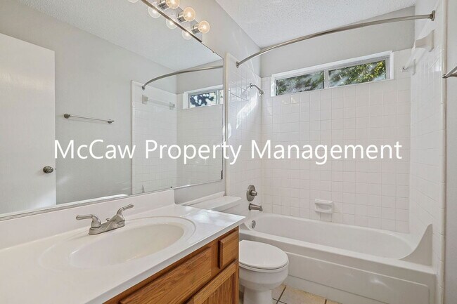 Building Photo - 3801 Huckleberry Dr