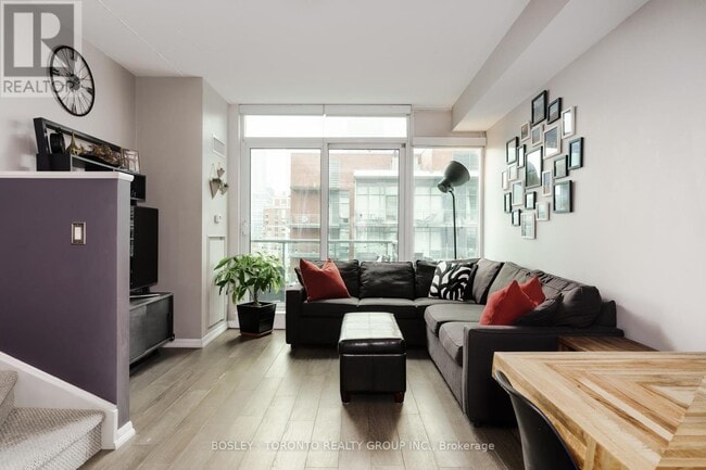 Building Photo - 1225 - 333 ADELAIDE STREET E