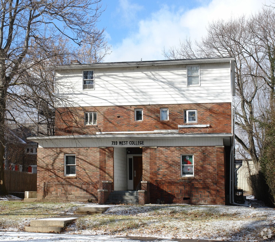 733 W College Ave, State College, PA 16801 Apartments in State
