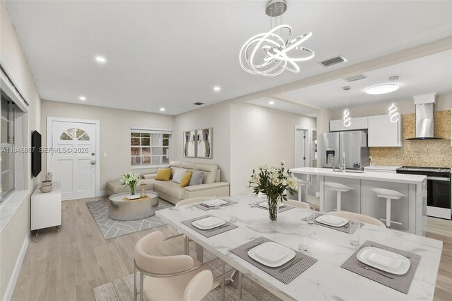 Building Photo - 14760 Fillmore St