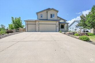 Building Photo - 111 Misty Creek Dr