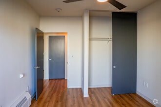 1BR, 1BA - 638SF - Five55