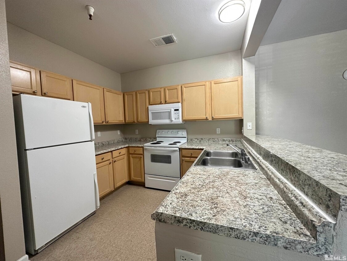 200 Talus Way Unit 321, Reno, NV 89503 Condo for Rent in Reno, NV