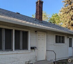 Building Photo - 346 N Main St