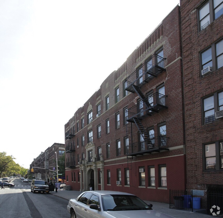 Foto del edificio - Franklin Development