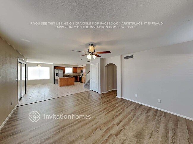 Foto del edificio - 1051 N 158th Ave