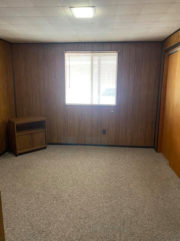 Foto del edificio - 206 Thompson Ave