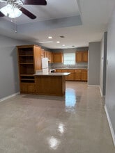 Building Photo - 48171 Thornhill Ln
