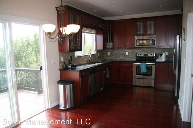 Foto del edificio - 4 br, 3.5 bath House - 7265 Edgebrook Dr