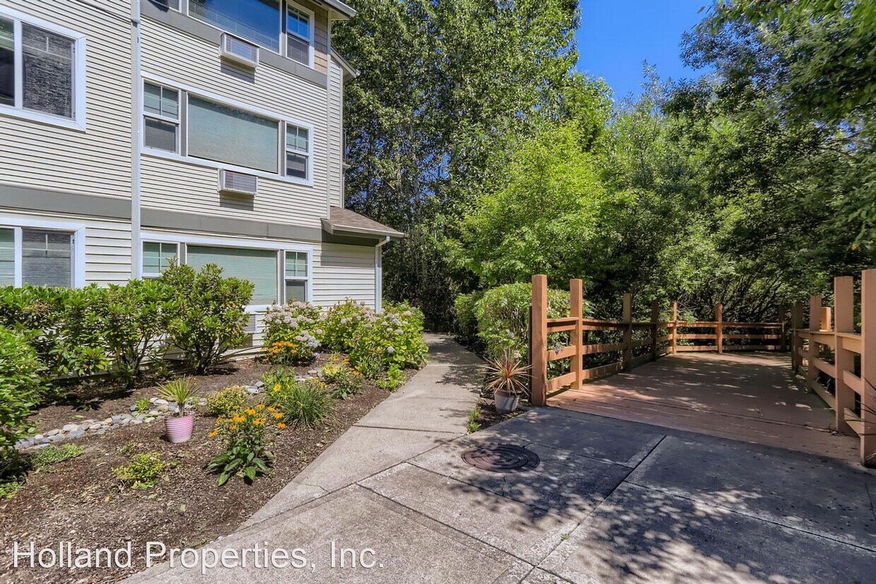 Primary Photo - 2 br, 2 bath House - 740 NW 185th Ave #307