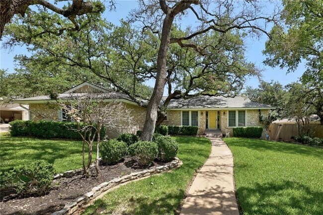 Building Photo - 10501 Spicewood Pkwy