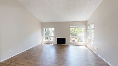 Interior Photo - 27 Seventy Five Mesa Verde