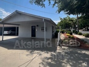 Building Photo - 1816 Rose Ave