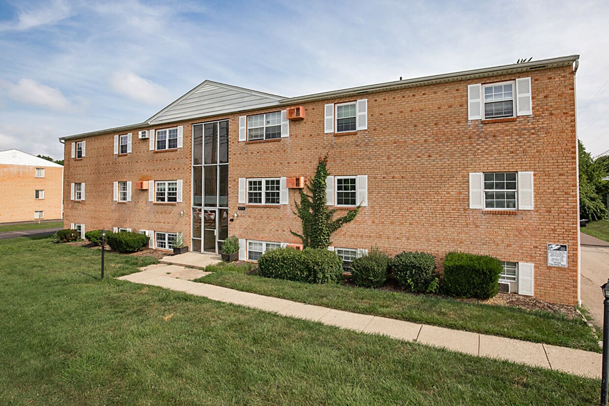 Foto del edificio - Clough Pike Apartments