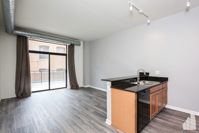 Foto del edificio - 950 W Leland Ave