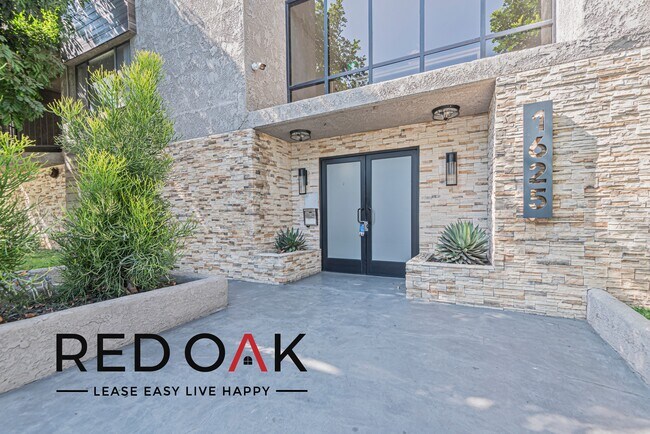 Foto del edificio - Incredible, Sun-Srenched One Bedroom with ...