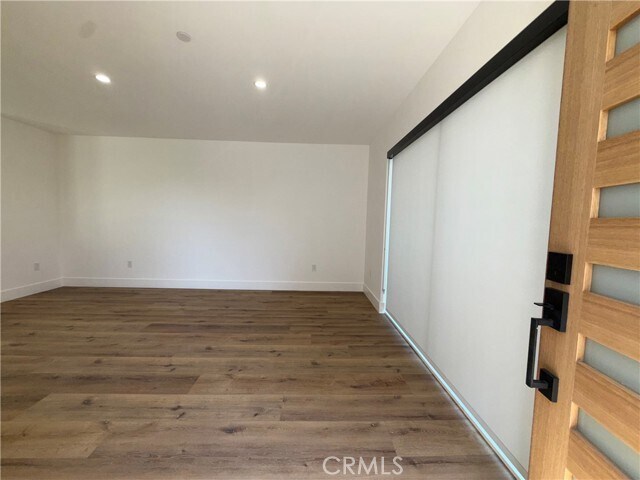 Foto del edificio - 4454 Clinton St