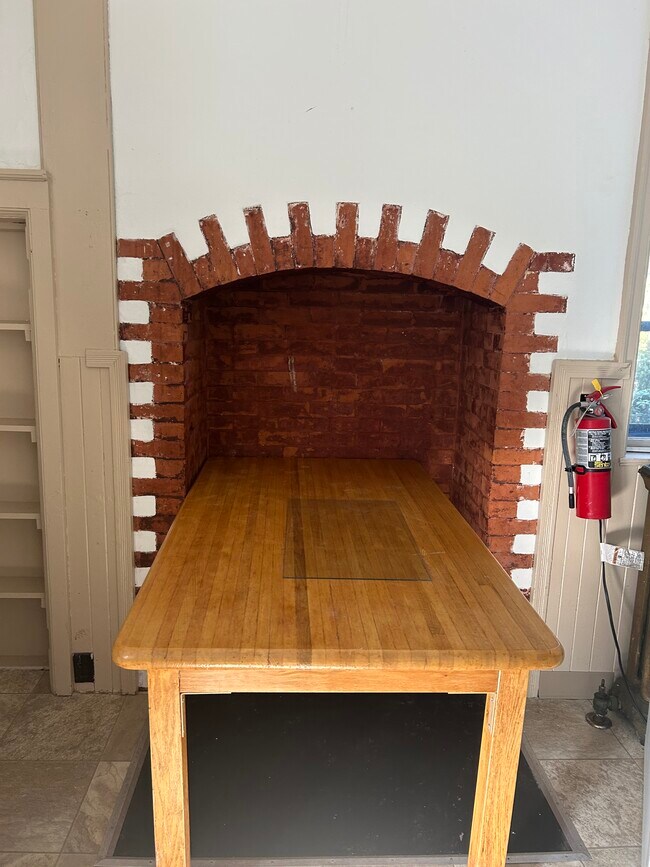 Foto del edificio - 505 E Seneca St