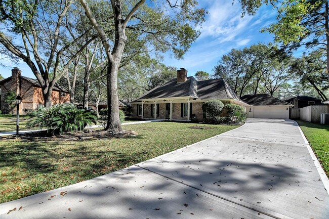 Foto del edificio - 17414 Spicewood Springs Ln