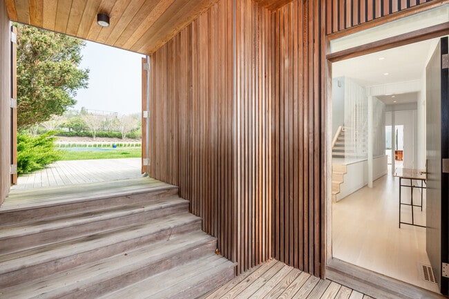 Foto del edificio - 43 Surfside Ave