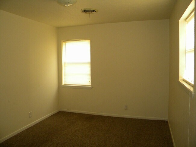 Foto del edificio - Spacious Home in City View!