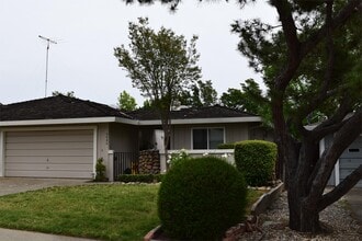Building Photo - 5642 Cypress Point Dr