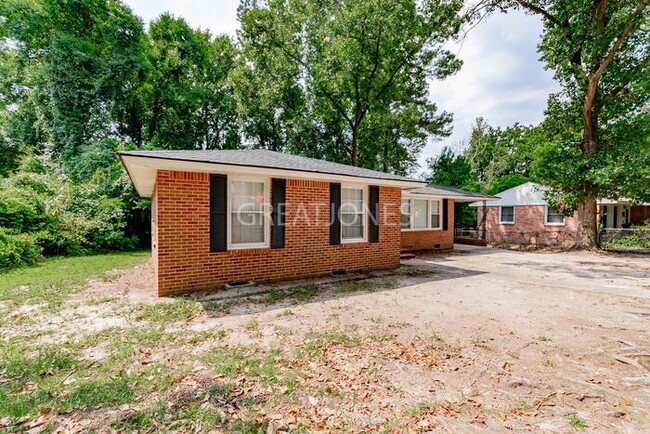 Building Photo - HOLIDAY SPECIAL! SIGN A LEASE BY NOVEMBER ...
