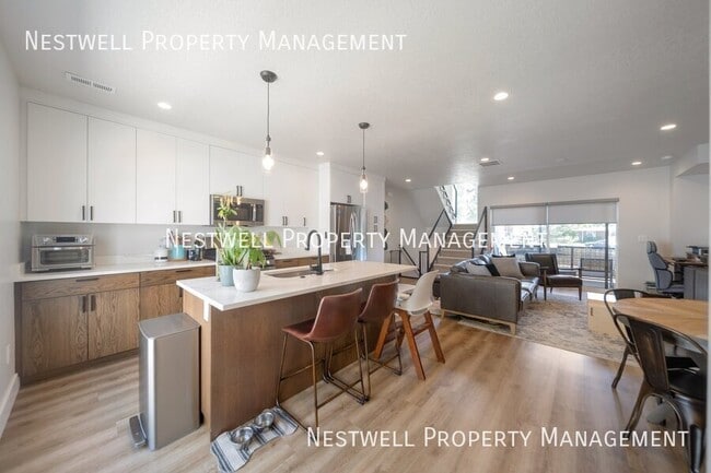 Photo - 2085 S 400 E Apartment