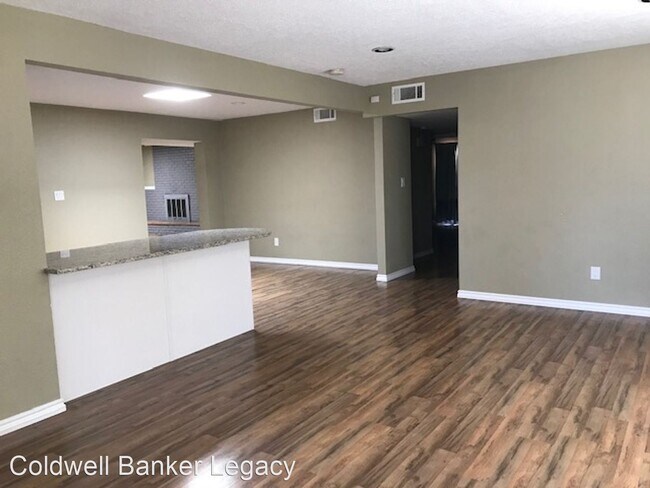 Building Photo - 3 br, 2 bath House - 9116 Snow Heights Blv...