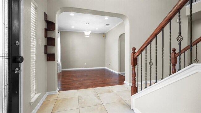 Building Photo - 303 Payne Stewart Dr