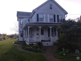 Building Photo - 68 Jennings Ave