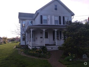 Building Photo - 68 Jennings Ave